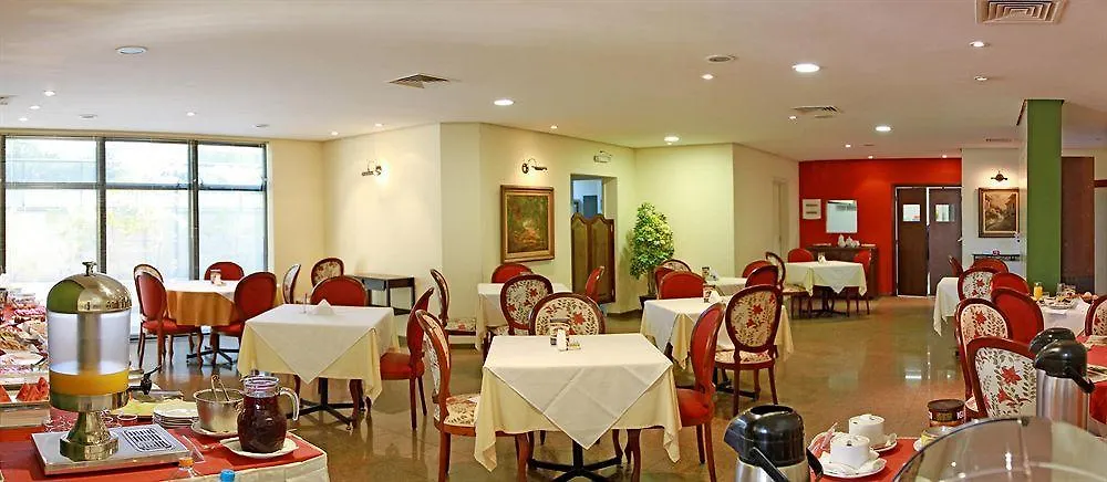 Summit Flat Service São José dos Campos 4*,  Brezilya