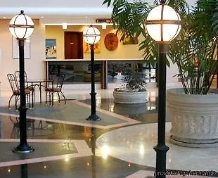 Summit Flat Service São José dos Campos 4*,